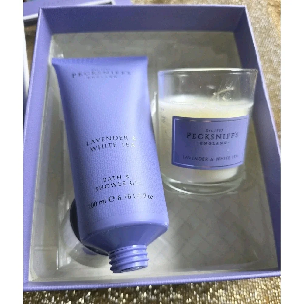 Pecksniff's England Lavender &‎ White Tea Luxury Bath Shower Gel Candle